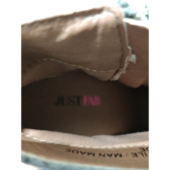 JustFab 7 Womens Gray Ankle Boots Perforated Faux Suede Block Heel Zip Booties - Picture 8 of 12